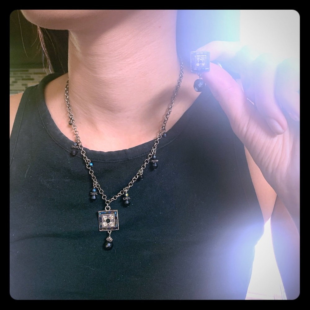 Premier Designs necklace with matching earrings